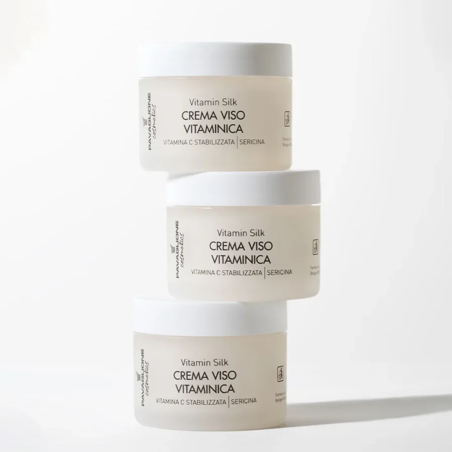 Crema viso illuminante a base di Vitamina C con Niacinamide e Papaina