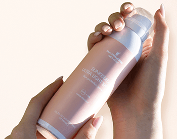 Novità sunkissed ultra light crema solare viso crema solare corpo Pavaglione Cosmetics