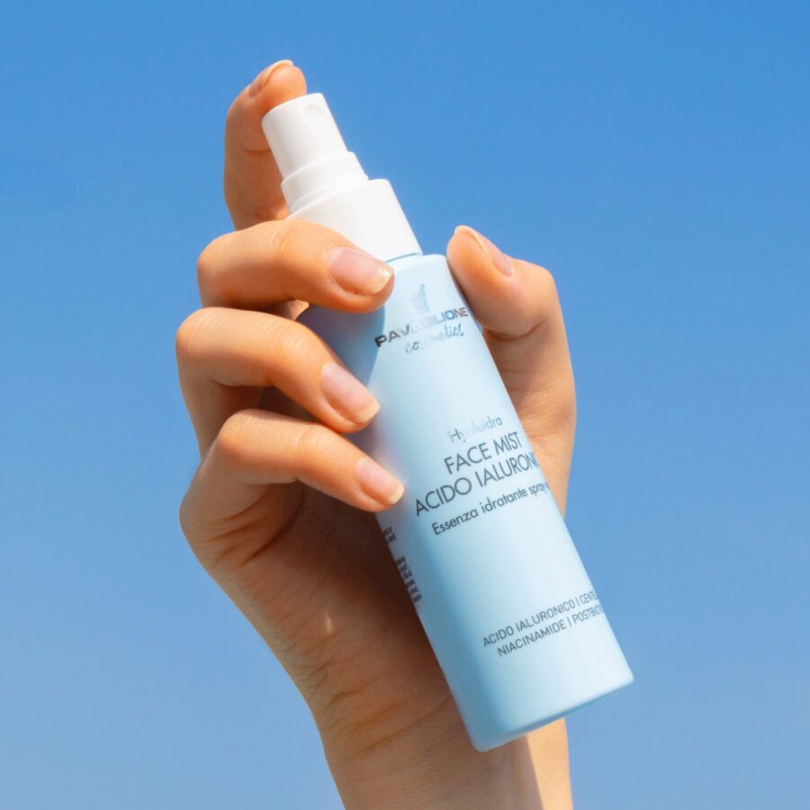 Face mist ultra–fine dall’azione idratante e rinfrescante con acido ialuronico